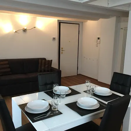 Suite Home Como Lägenhet Como