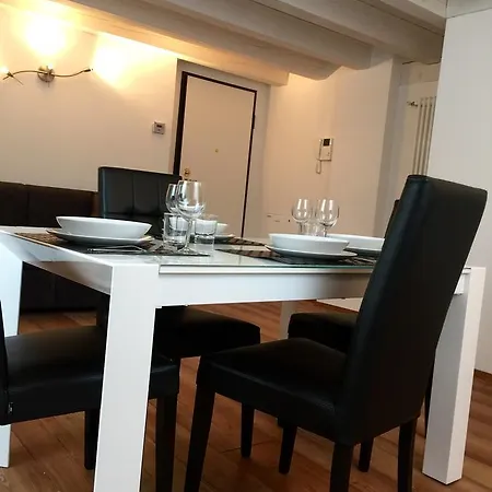 Lägenhet Suite Home Como Como